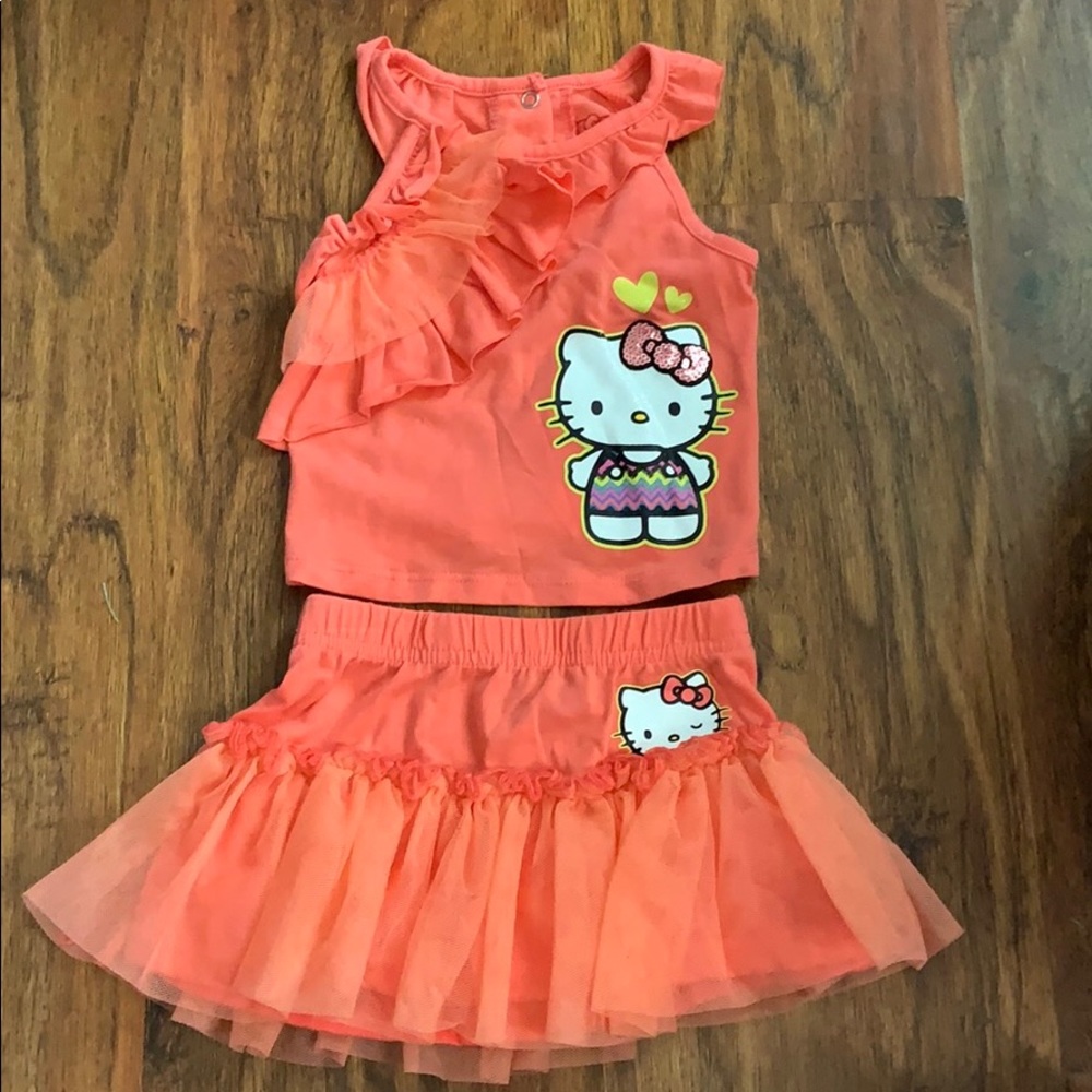 Hello Kitty, tank top and skirt set.